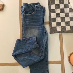 American Eagle hi-rise jeggings